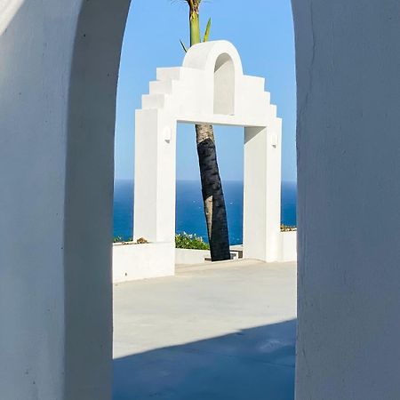 Santorini Guesthouse Аманцимтоти Екстериор снимка